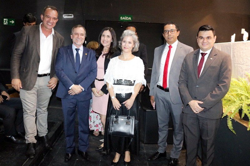 Leitinho prestigia posse da diretoria da Subseção da OAB Nova Odessa