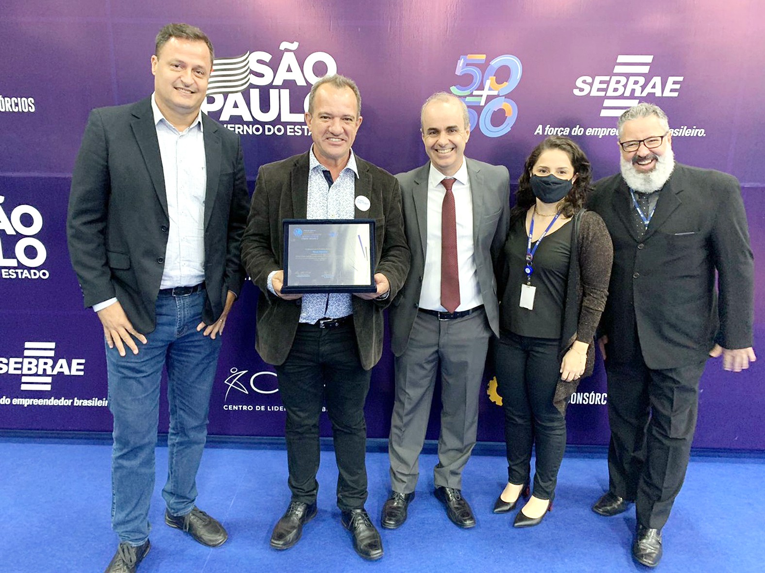 Sebrae entrega prêmio ‘Prefeito Empreendedor’ a Leitinho