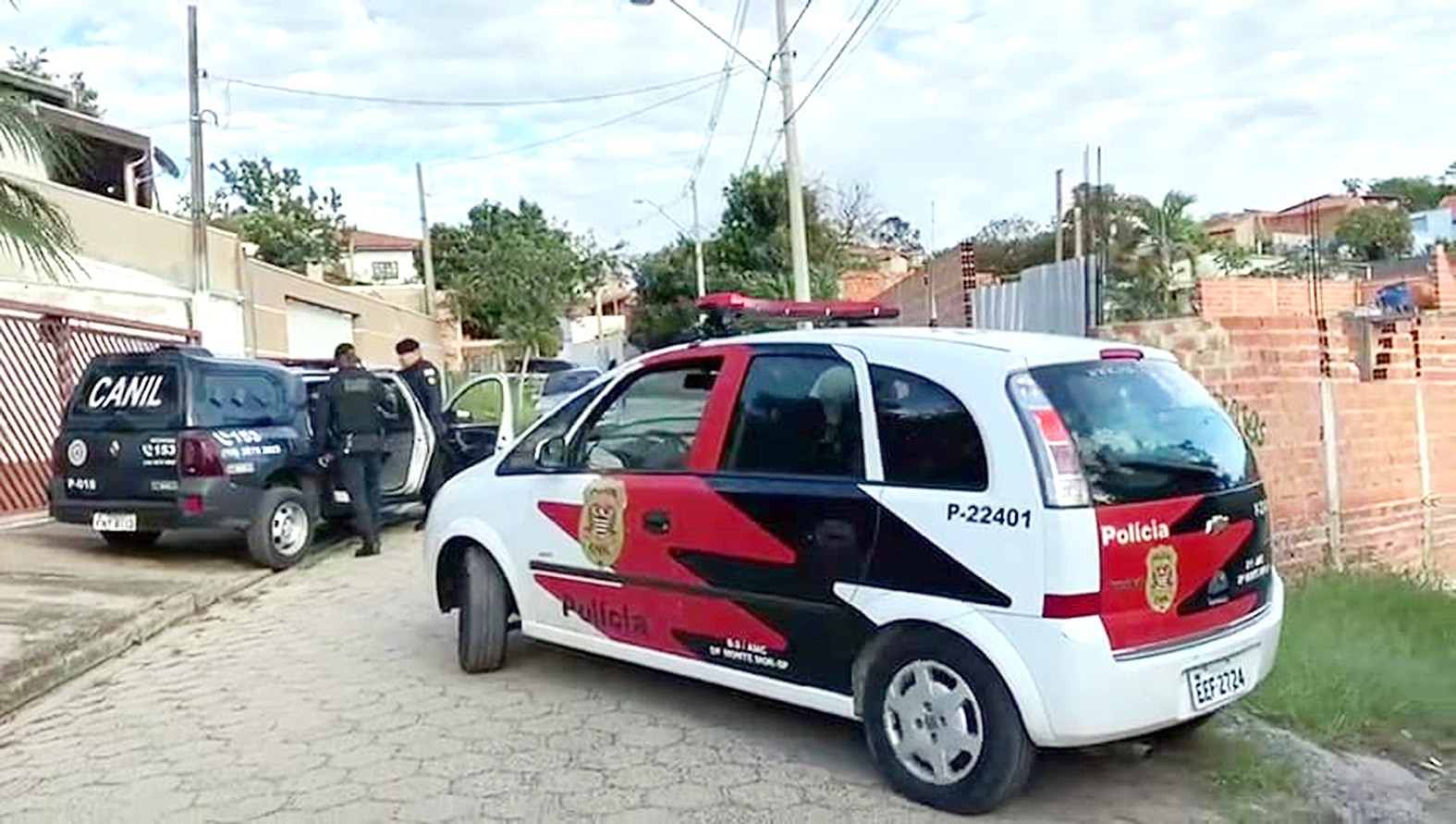 Grupo suspeito de fazer sequestros-relâmpagos é detido em Monte Mor