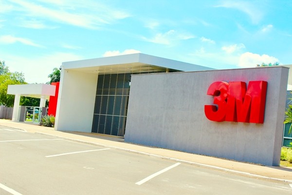 Mostra de Ciências e Tecnologia do Instituto 3M reúne estudantes em Sumaré