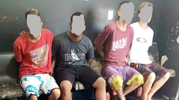Quarteto é detido após assaltar motorista de aplicativo