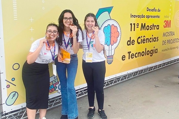 Etec de Monte Mor cria produto antifúngico a base de macaúba