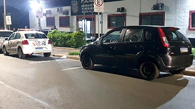 Polícia Militar detém cinco com veículo roubado em Hortolândia