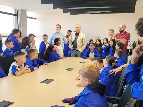 Estudantes visitam Paço Municipal e conhecem ‘coração’ de Hortolândia