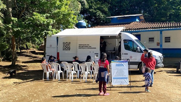 Projeto Cidadania Itinerante oferece serviços essenciais para paulinenses