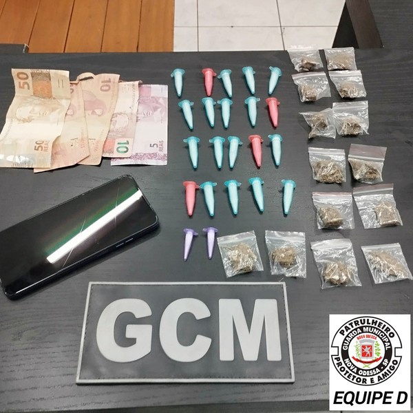 GCM de Nova Odessa prende dois em flagrante por tráfico