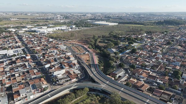 Viaduto é liberado e promete melhorar tráfego entre Sumaré e Hortolândia