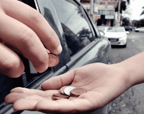 Hortolândia promove conscientização contra doação de esmolas na cidade