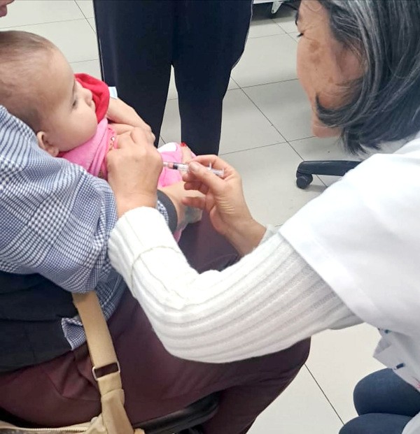 Começa aplicação da dose zero contra sarampo em crianças de Hortolândia