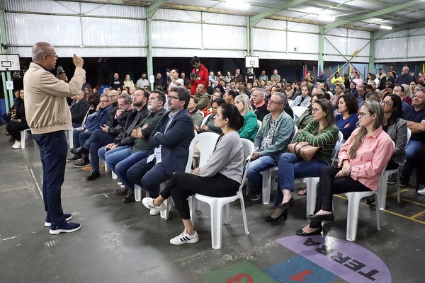 Participação popular marca plenária e Zezé projeta futuro de Hortolândia
