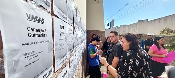 1º Feirão do Emprego movimenta população de Monte Mor