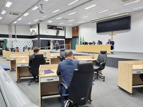 Câmara de Paulínia aprova proposta de Danilo Barros que dobra auxílio-moradia para R$ 1,2 mil mensais