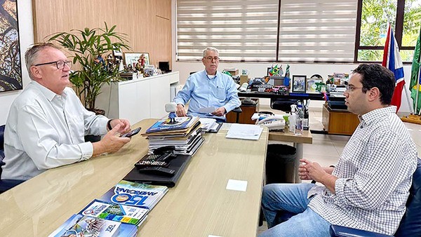 Chico anuncia R$ 2 milhões para 47 escolas de Americana