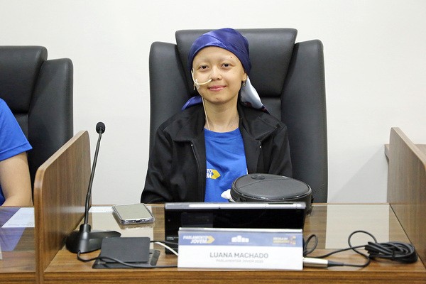 Em tratamento contra câncer, menina tem projeto aprovado em Sumaré