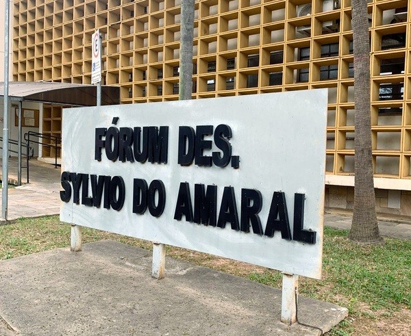 Justiça condena dois por tráfico com participação de adolescente em Sumaré
