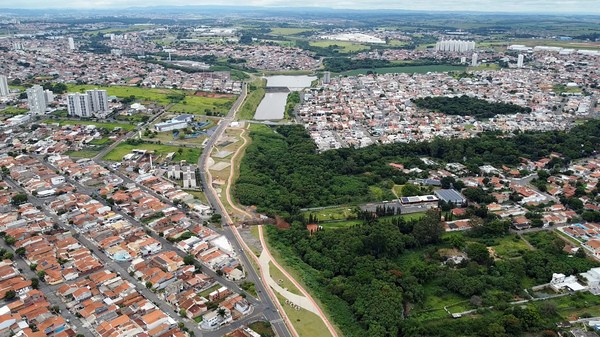 Zezé Gomes propõe desdobro de lotes e regularização de imóveis em Hortolândia