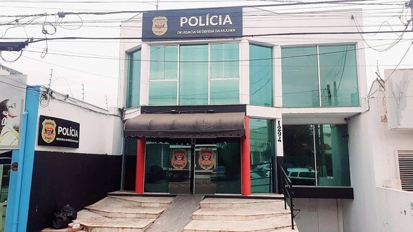 Casal é preso por maus-tratos a crianças e animal em Sumaré