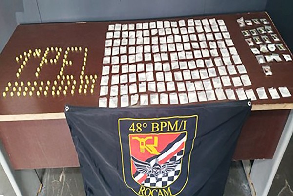 Mulher com tornozeleira é detida por tráfico no Jardim Conceição, em Hortolândia