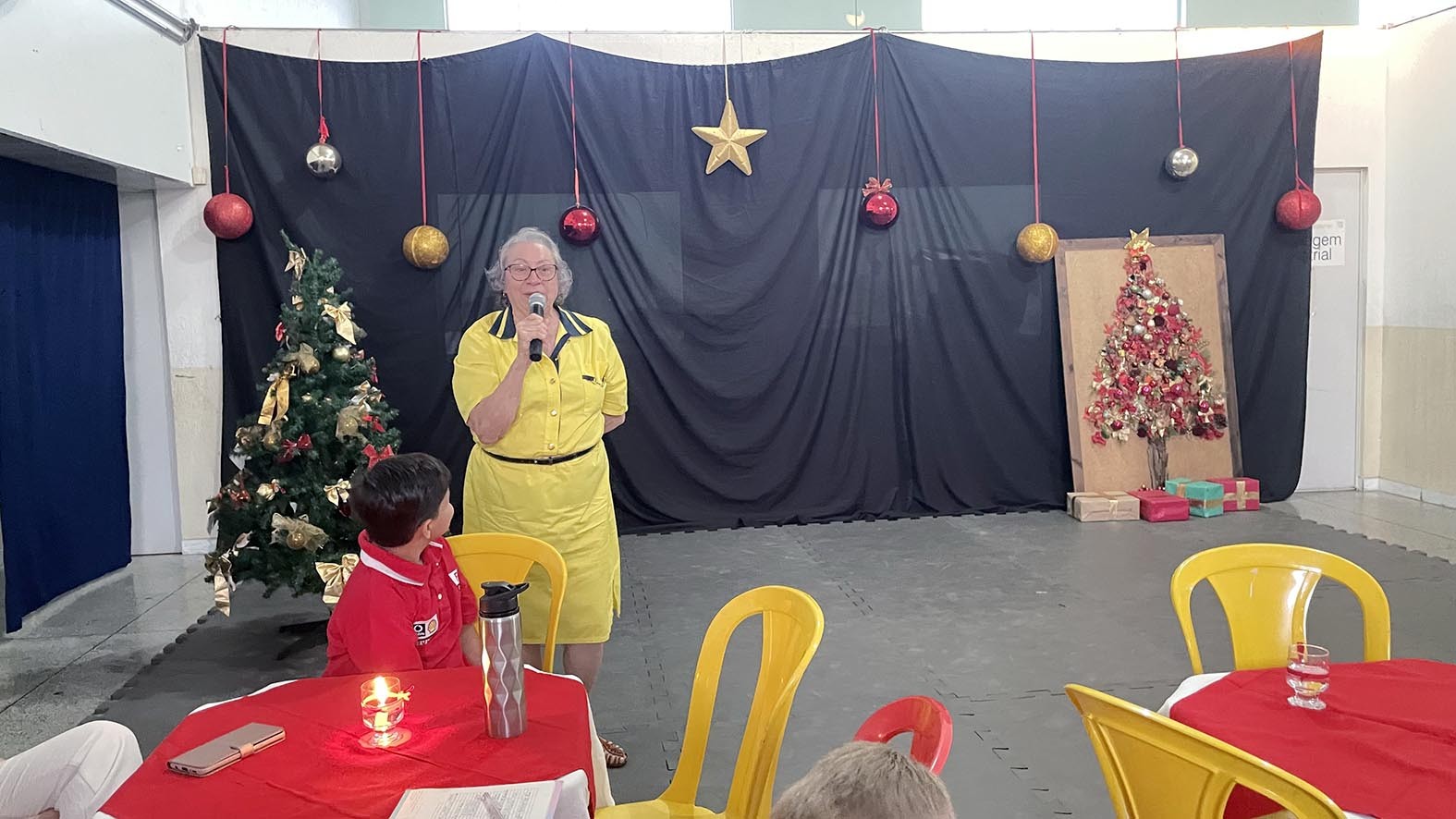 SHD comemora Natal em encontro com famílias assistidas em Sumaré