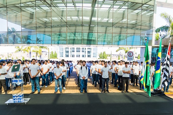 Jovens de Paulínia já podem fazer alistamento militar obrigatório