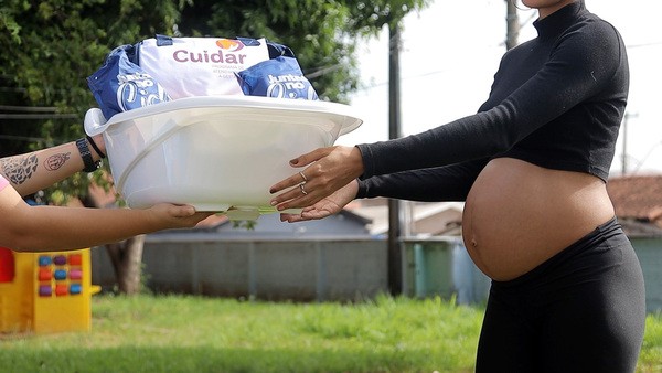 Programa Cuidar de Hortolândia faz 1ª entrega de kits para gestantes em 2026