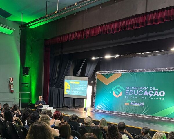 Sumaré apresenta Programa Conecta Educação a gestores e reforça integração da tecnologia ao currículo