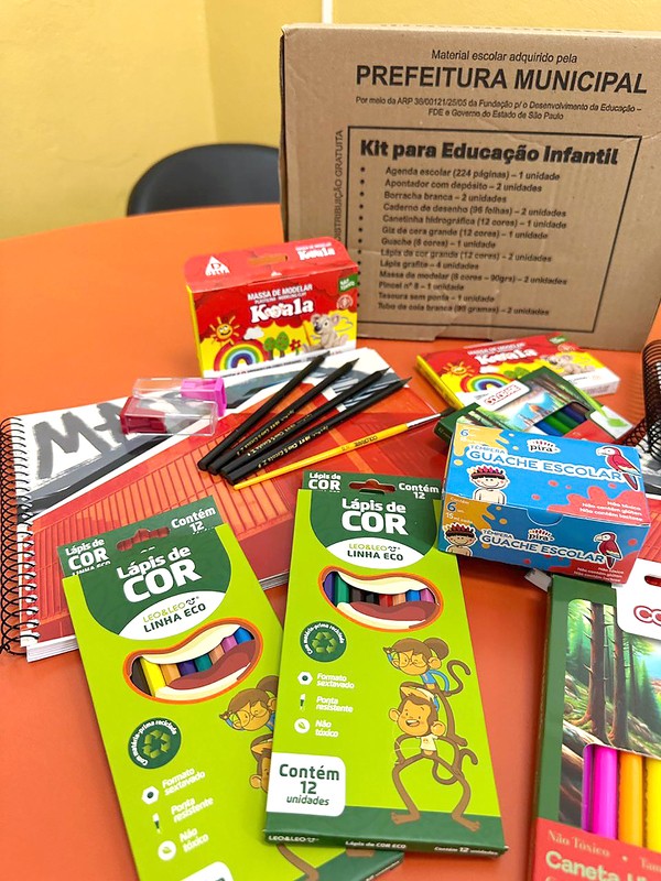 Americana recebe 11,4 mil kits de material escolar para estudantes