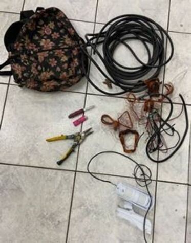 Dupla é presa após furtar fios de salão de festas em Nova Odessa