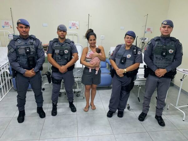 Policiais militares salvam recém-nascida engasgada em Nova Odessa