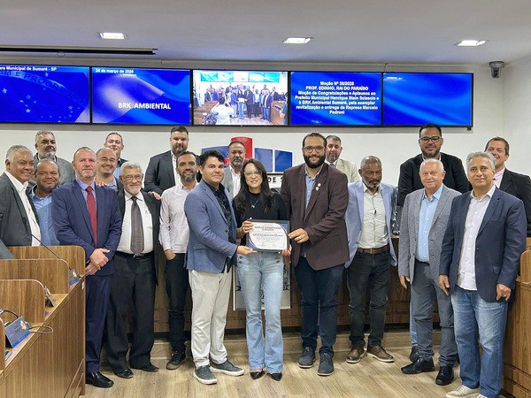 Prof. Edinho e Raí do Paraíso homenageiam revitalização da Represa do Marcelo Pedroni