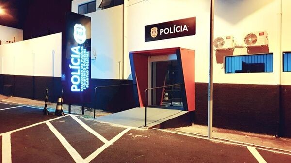 Ladrão quebra porta de vidro e furta comércio no Centro de Sumaré