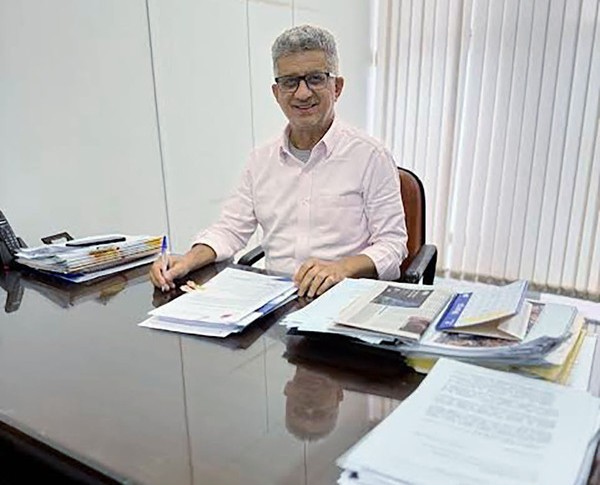 Chico Sardelli anuncia servidor de carreira como Chefe de Gabinete