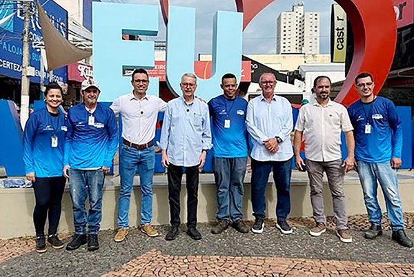 Chico Sardelli cria equipe de zeladoria permanente no Centro de Americana