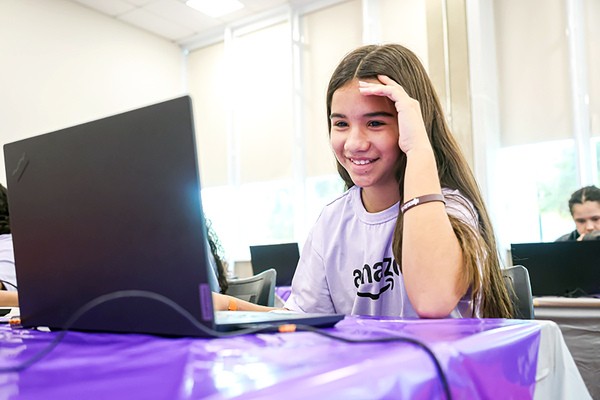 Paulínia abre consulta para diretrizes de Educação Digital e Midiática 2026