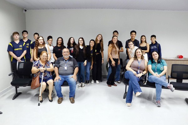 Jovens vereadores participam de atividade na Câmara de Monte Mor