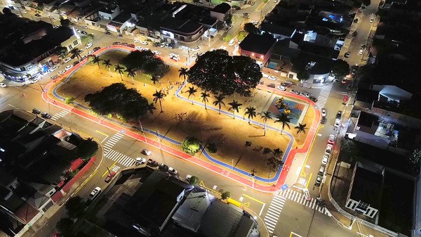 Prefeito Henrique do Paraíso entrega revitalização da Praça do Sol, no Matão