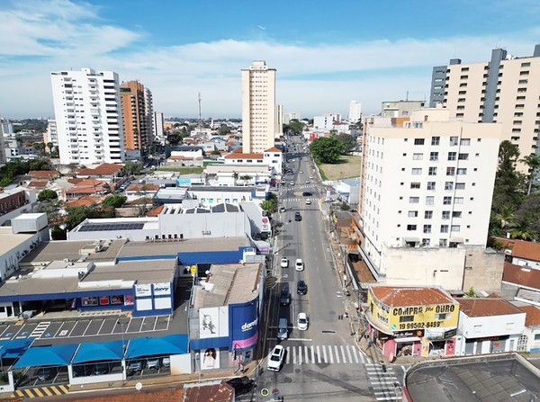 Chico inicia obras do Asfalto Novo na Rua Fernando Camargo em Americana