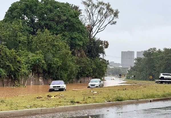 Novas chuvas expõem trecho intransitável entre Sumaré e Nova Odessa