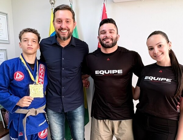 Hortolandense campeão paulista de jiu-jitsu comemora conquista