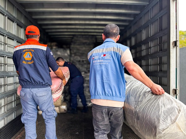 Monte Mor recebe ajuda humanitária do Estado após enchente atingir 9,3 mil moradores em 48 horas